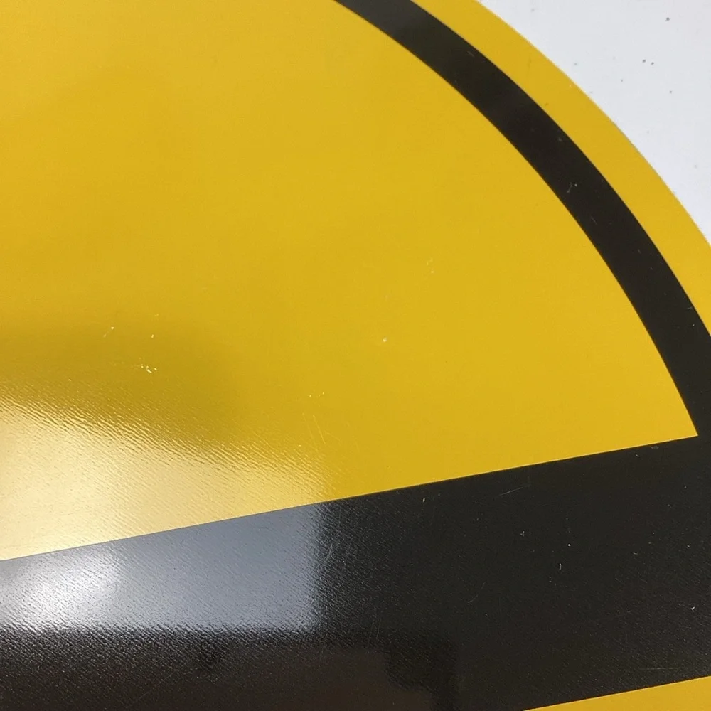 17.5” Round Metal RR Crossing Sign
